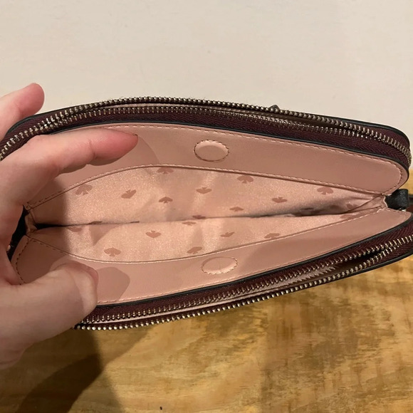 Kate spade ♠️ NWOT Floral pink and maroon Pup Double Zip 3 pocket Crossbody bag - Picture 8 of 11